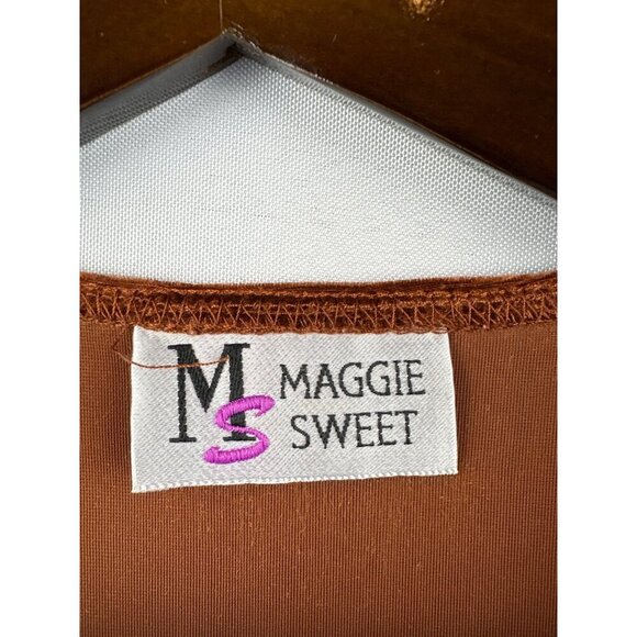 Women’s Maggie Sweet 1X Brown Velvet Sleeveless Blouse - Picture 4 of 5